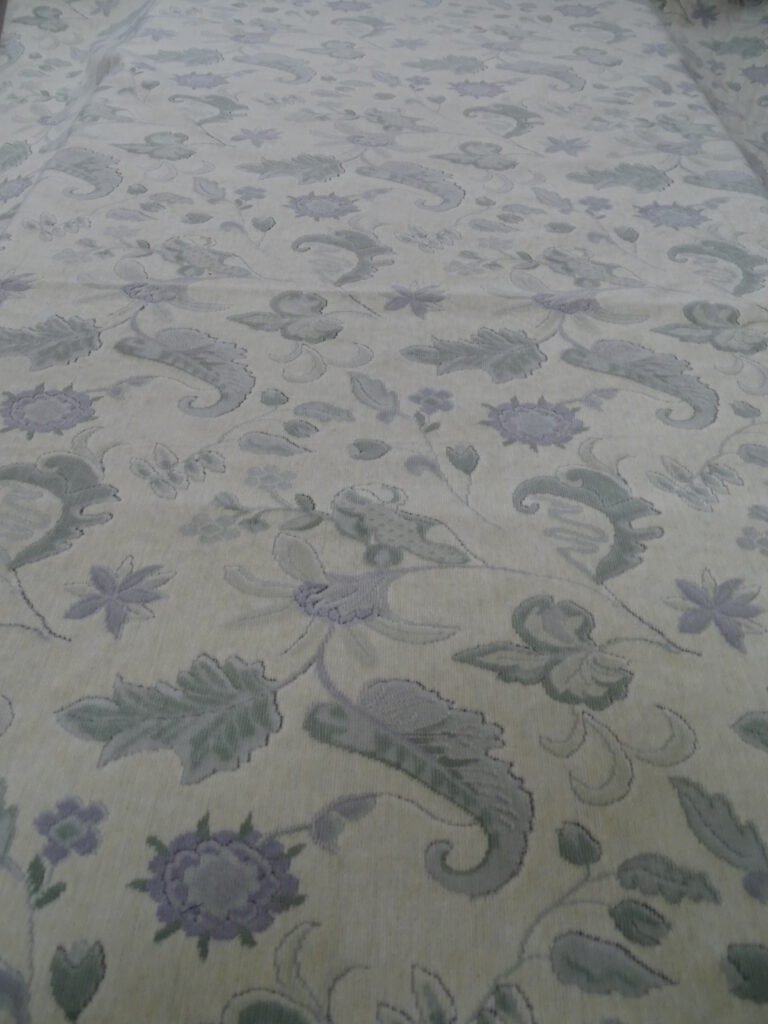 0011 Дамаска плюш