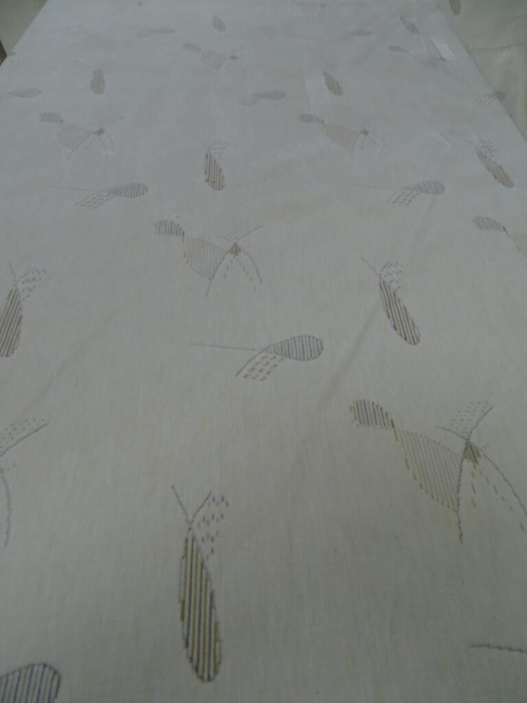 0012 Дамаска плюш