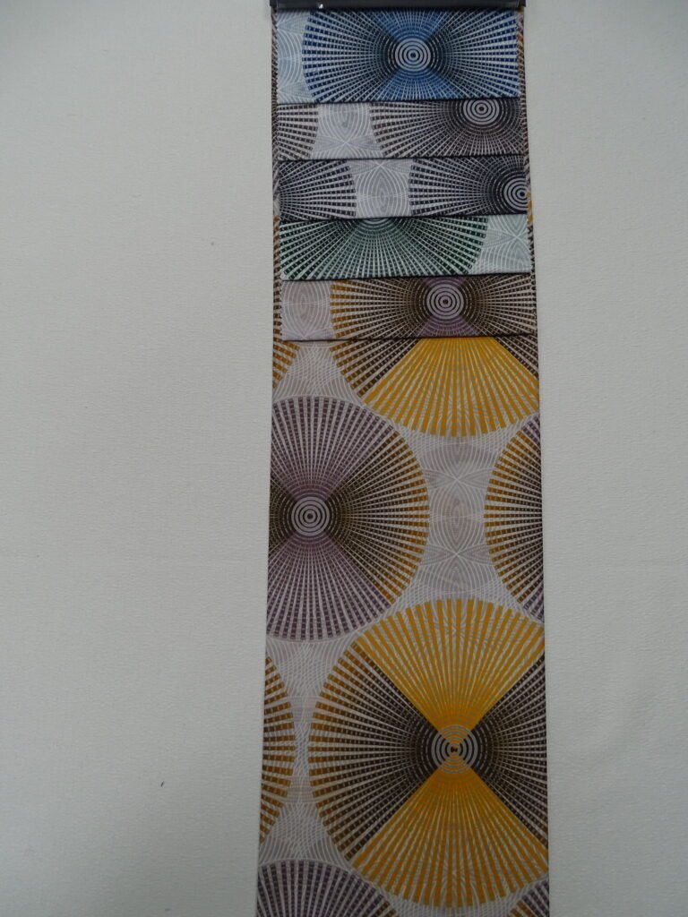 0008 Завеси Aro